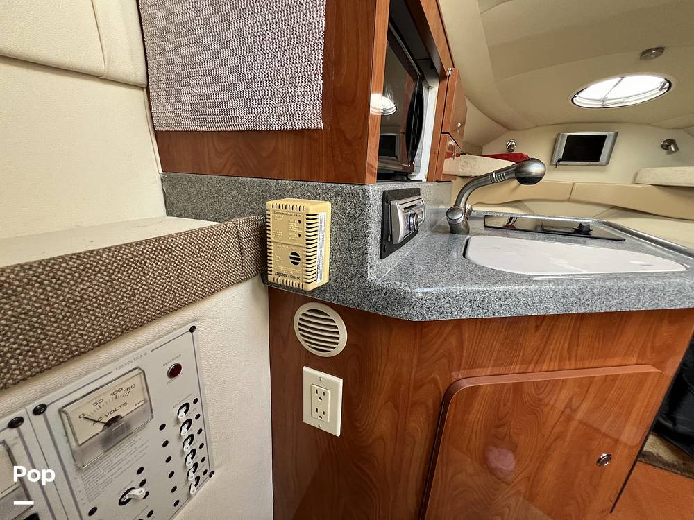Slide: The Image of Larson 274 Cabrio Mid Cabin 2005 - 14438678