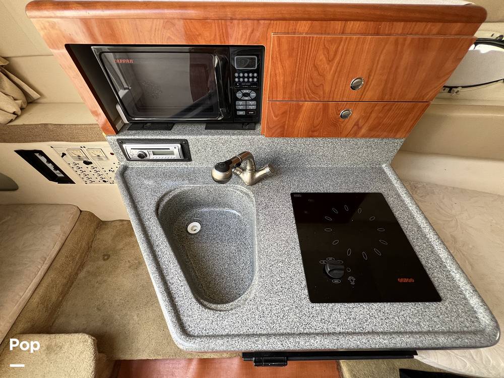 Slide: The Image of Larson 274 Cabrio Mid Cabin 2005 - 14438679