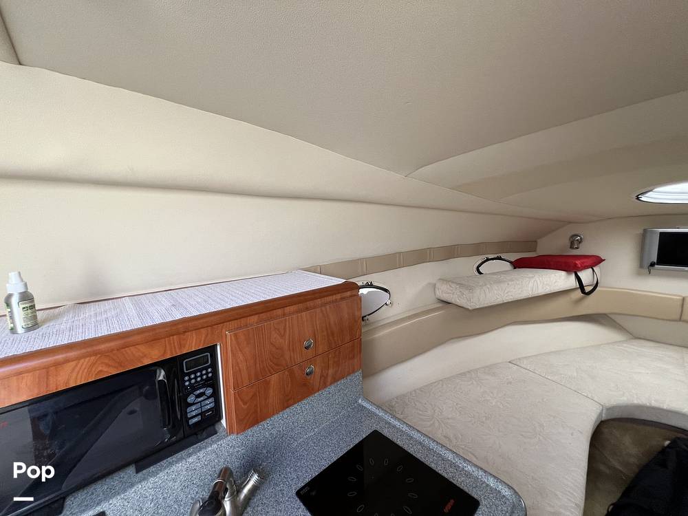 Slide: The Image of Larson 274 Cabrio Mid Cabin 2005 - 14438686