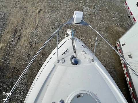 Slide: The Image of Larson 274 Cabrio Mid Cabin 2005 - 14438694