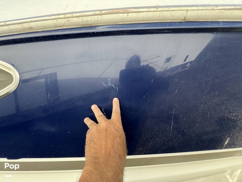 Slide: The Image of Larson 274 Cabrio Mid Cabin 2005 - 14438705
