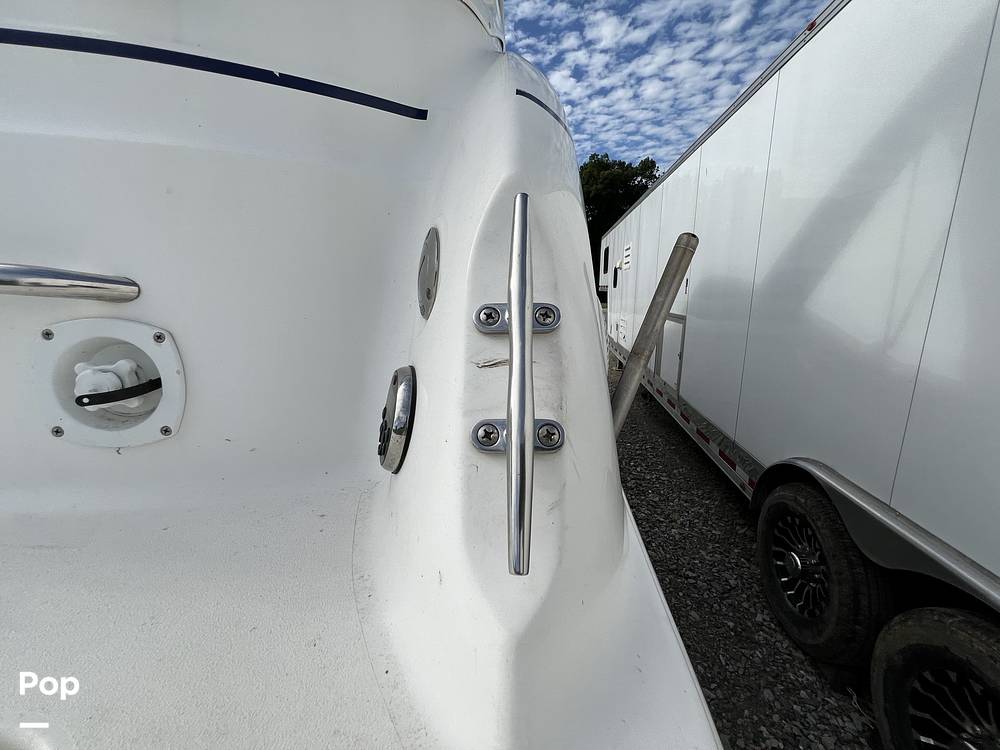 Slide: The Image of Larson 274 Cabrio Mid Cabin 2005 - 14438714