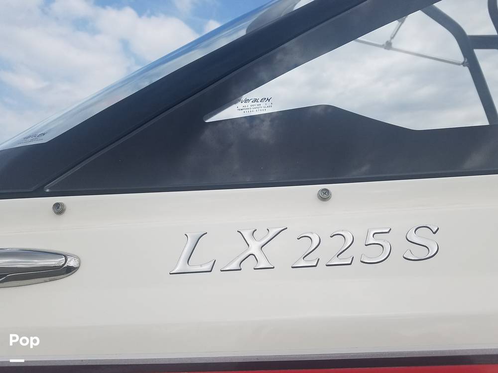 Slide: The Image of Larson LX 225s 2016 - 14190022