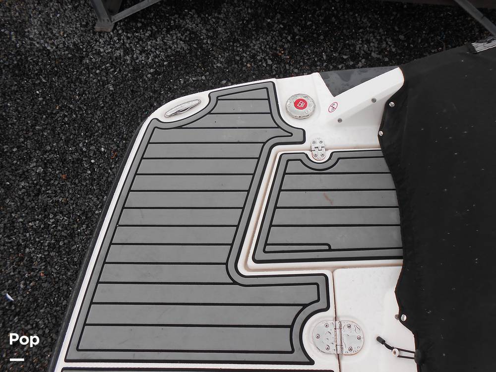 Slide: The Image of Larson LXI 238 2016 - 15355554