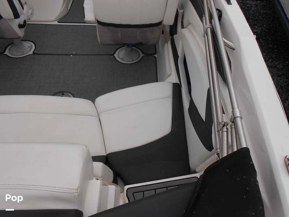 Slide: The Image of Larson LXI 238 2016 - 15355563