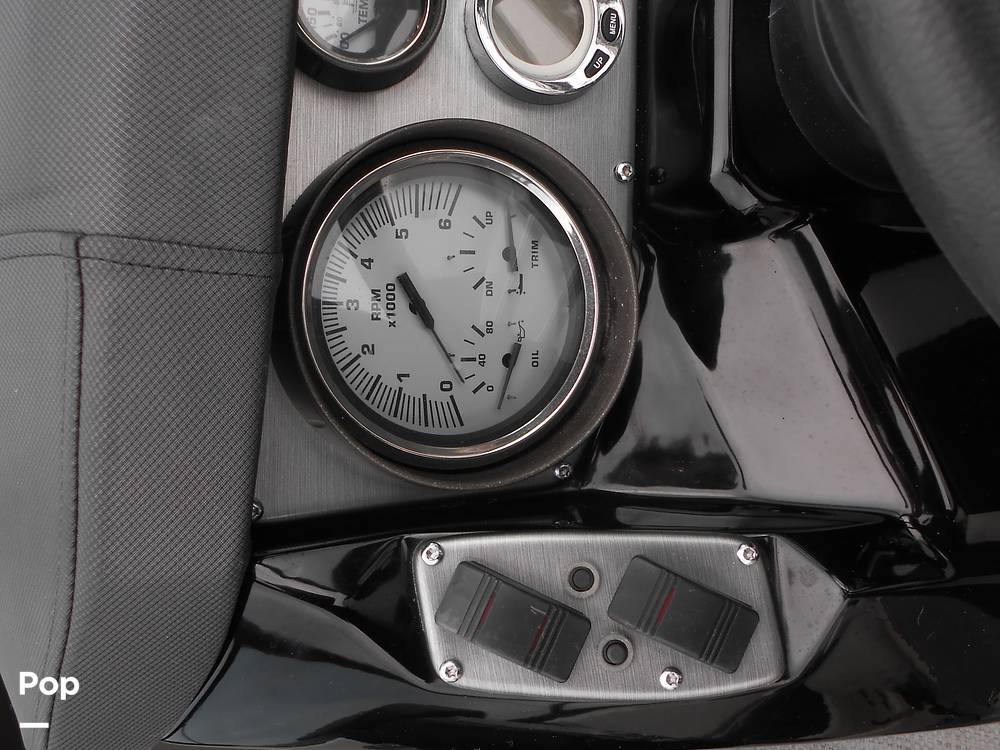 Slide: The Image of Larson LXI 238 2016 - 15355573