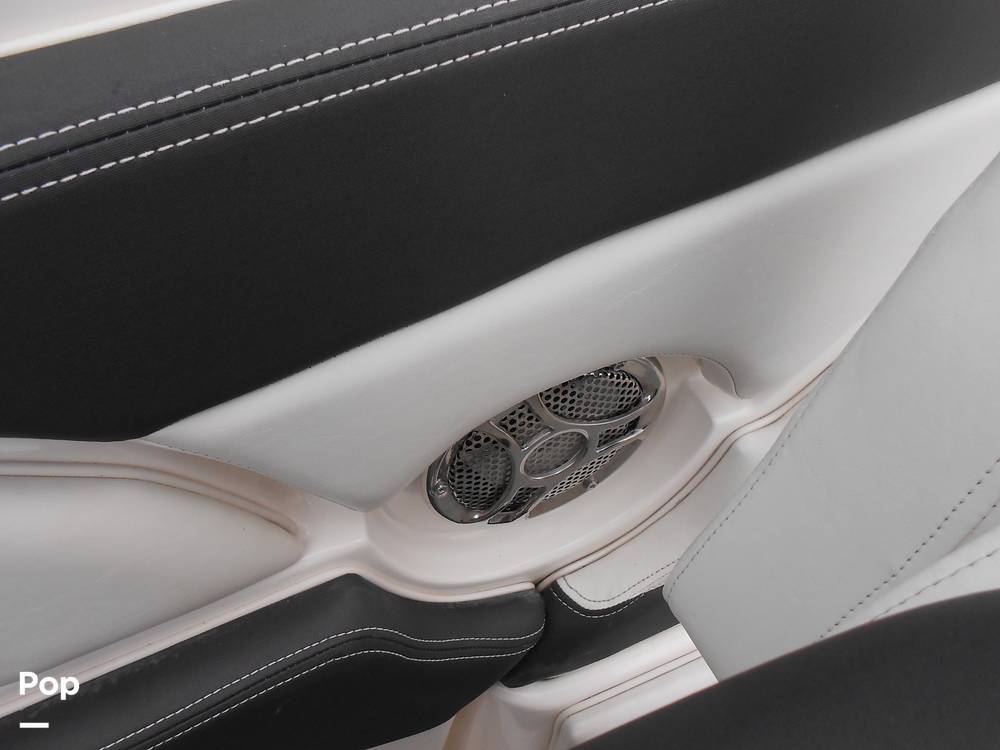 Slide: The Image of Larson LXI 238 2016 - 15355581