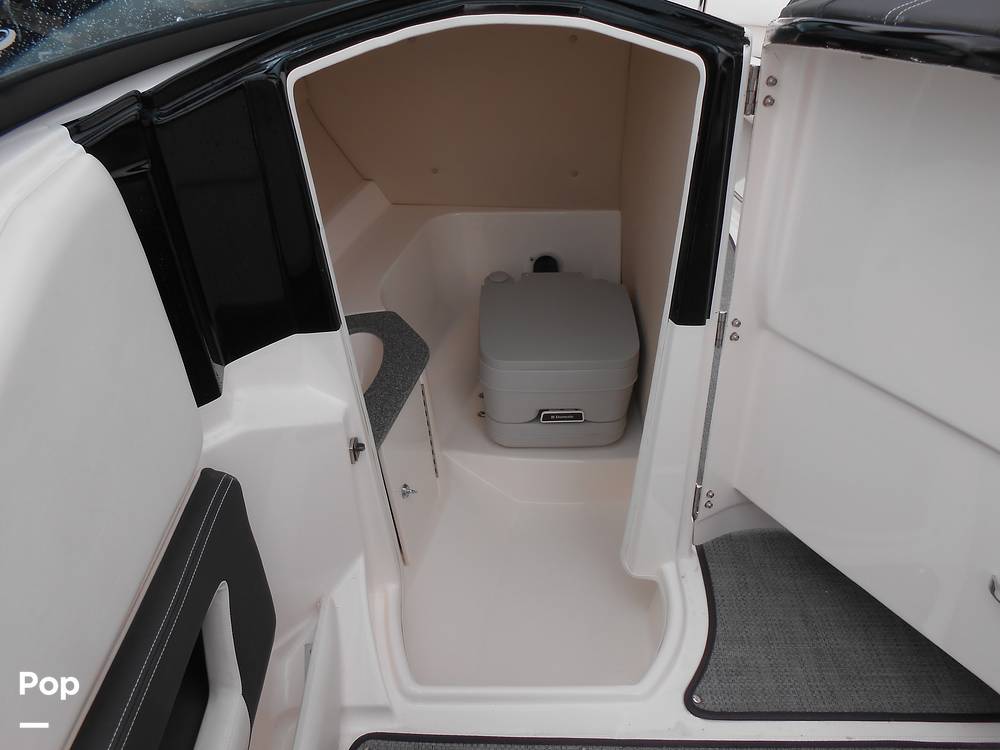 Slide: The Image of Larson LXI 238 2016 - 15355656