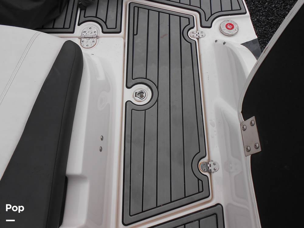 Slide: The Image of Larson LXI 238 2016 - 15355659