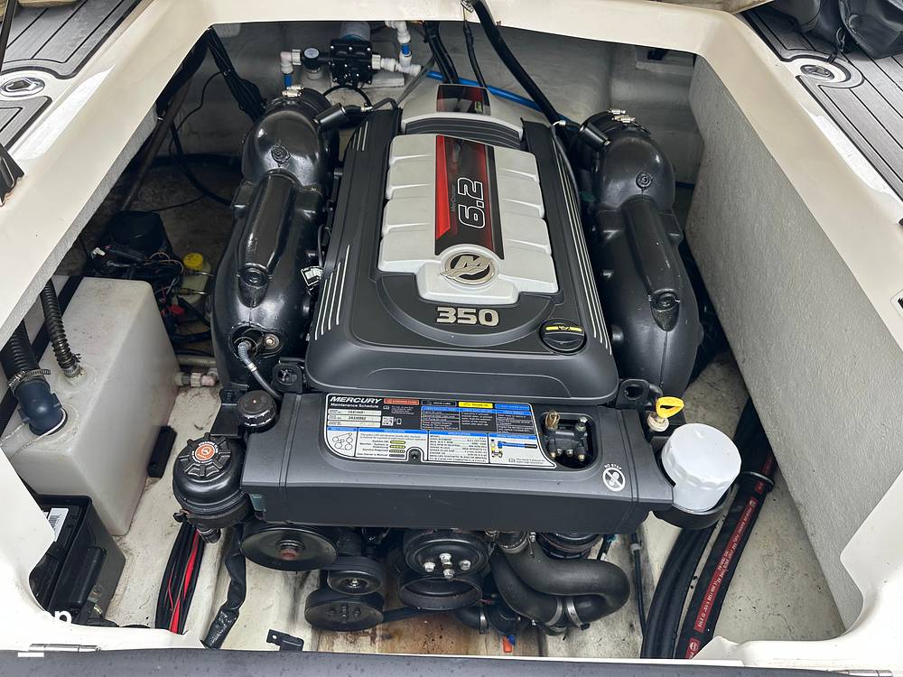 Slide: The Image of Larson LXI 238 2016 - 15355671