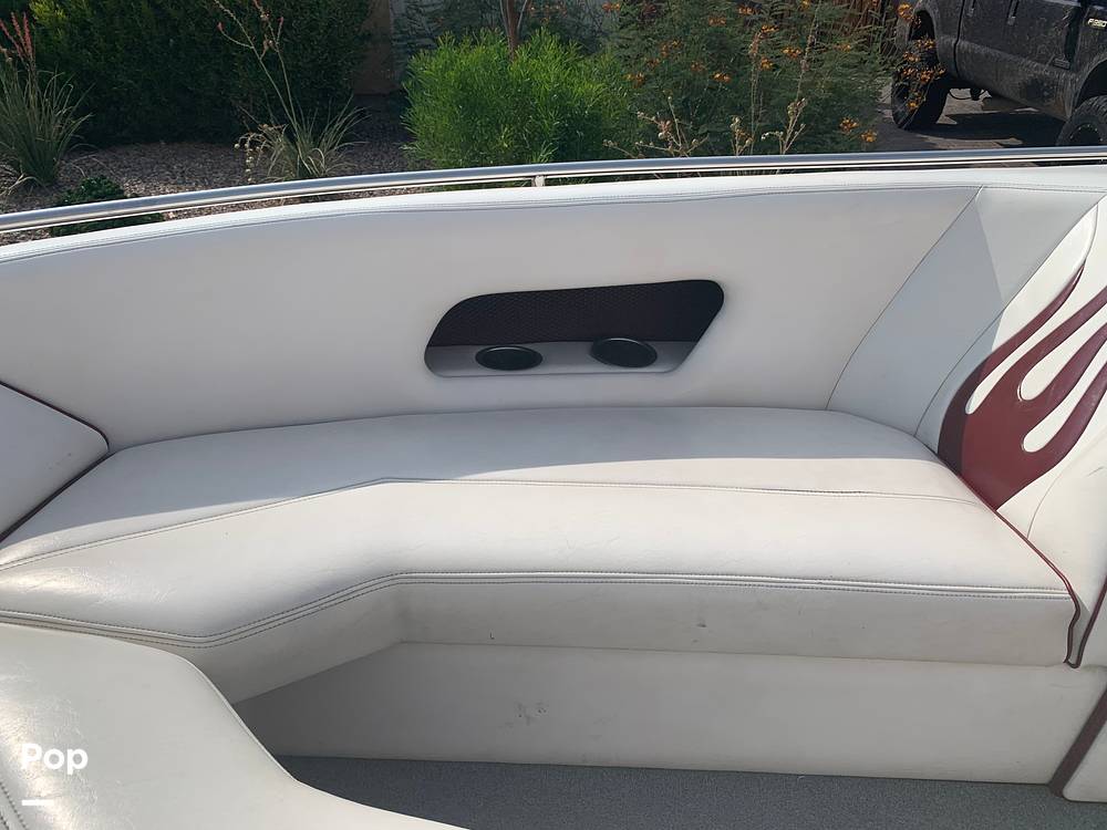 Slide: The Image of Cup Holders - 9082456