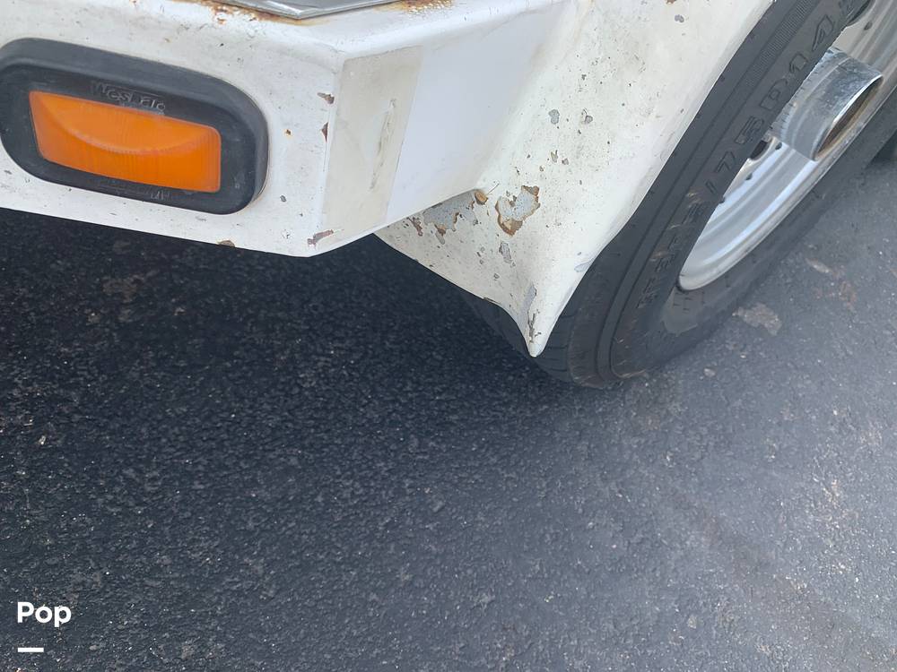 Slide: The Image of Dent In Fender - 9082470