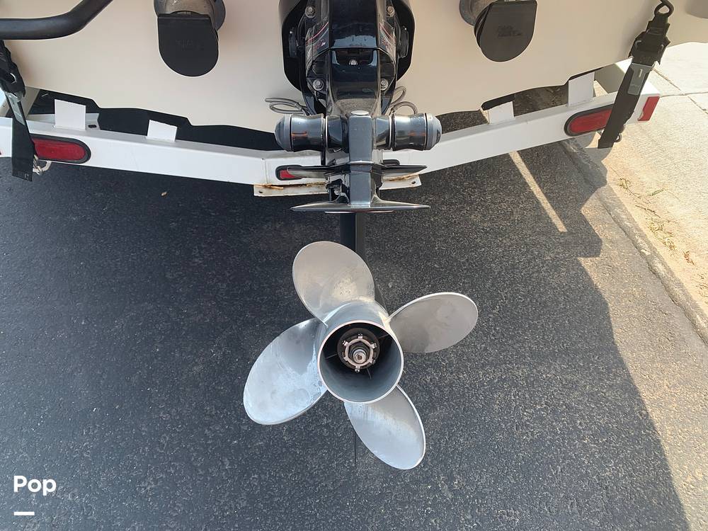 Slide: The Image of 4-blade Prop - 9082426