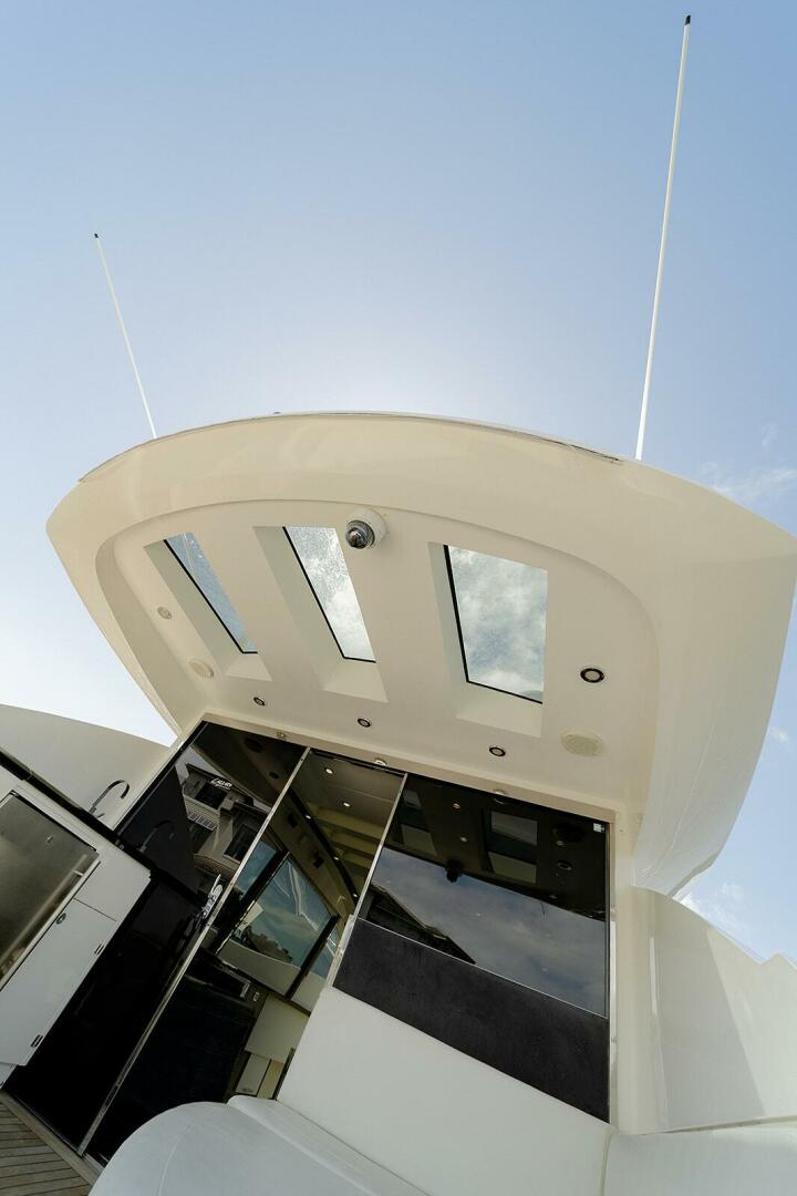 Slide: The Image of Lazzara Yachts 64 2013 - 5087230