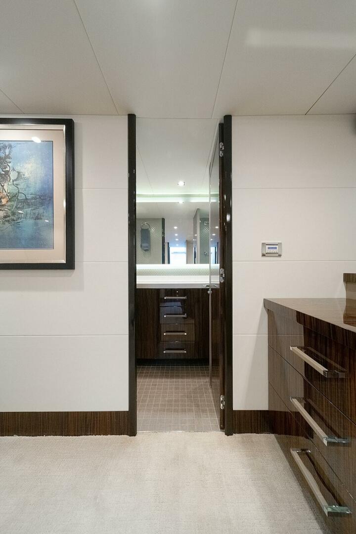 Slide: The Image of Lazzara Yachts 64 2013 - 5087241