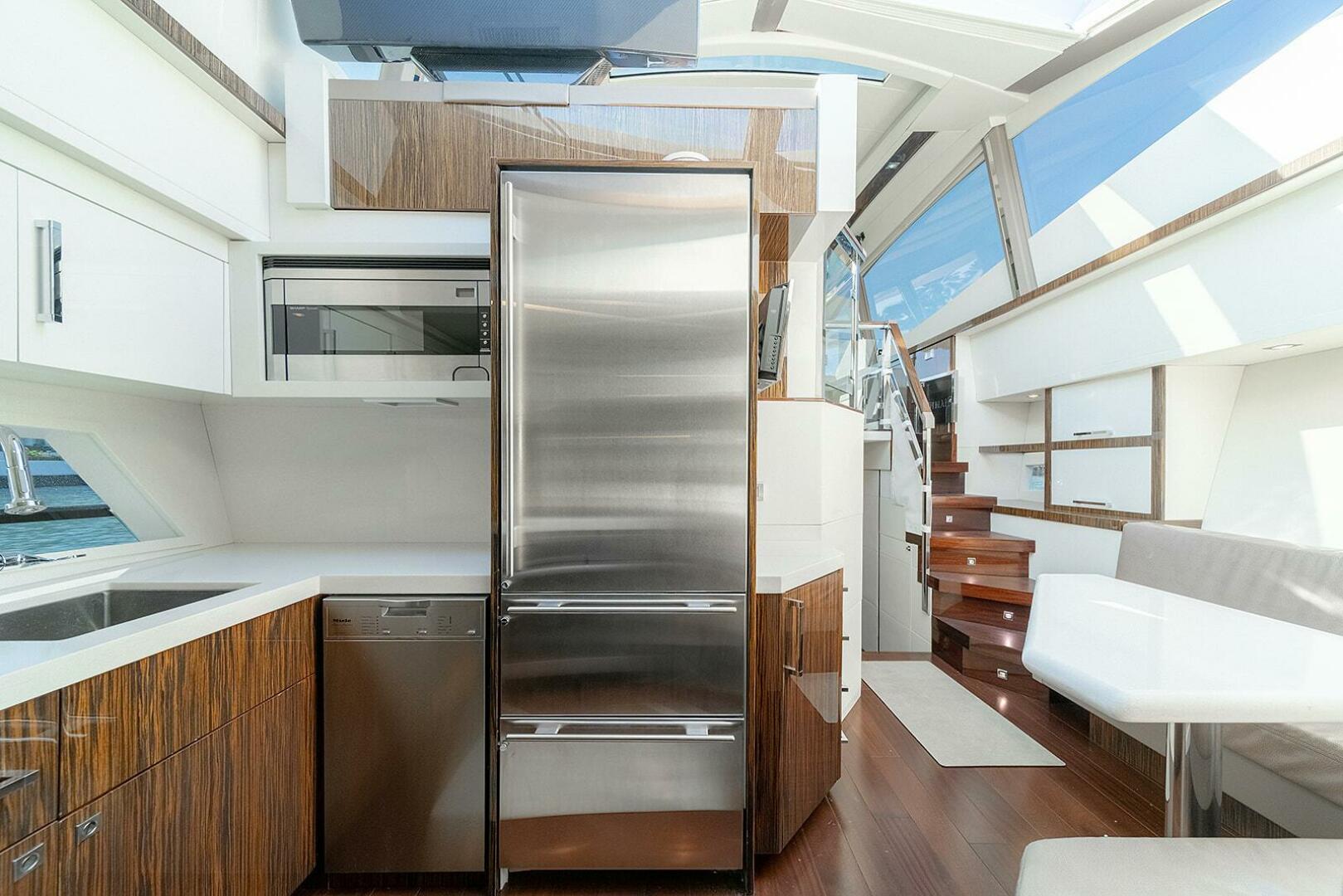 Slide: The Image of Lazzara Yachts 64 2013 - 5087285