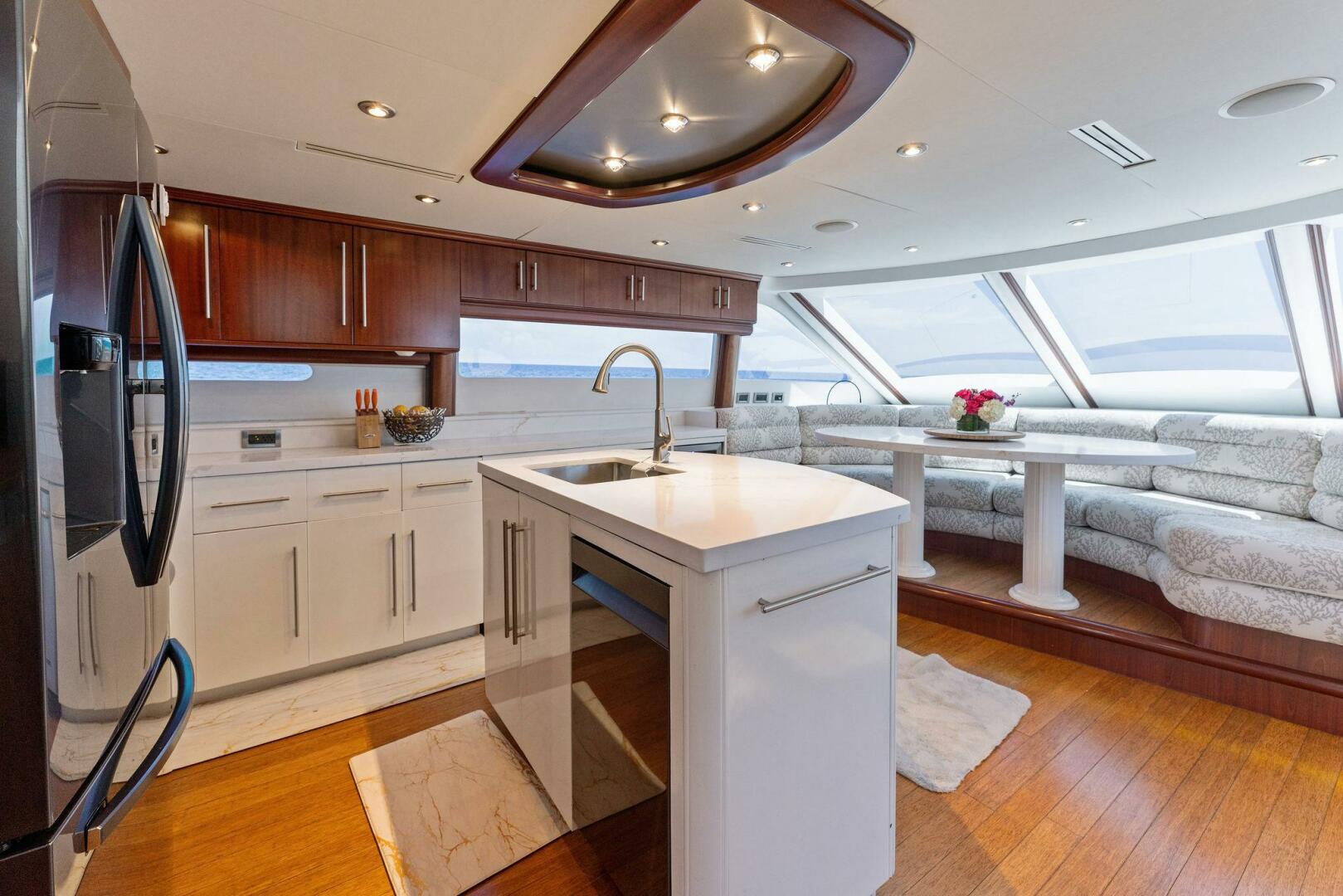 Slide: The Image of Lazzara Yachts 80 2004 - 4083827