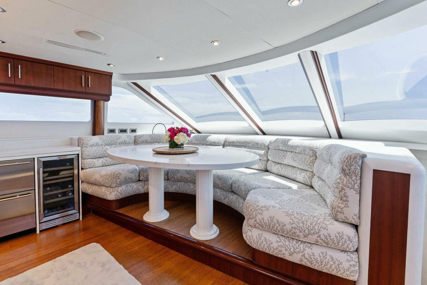Slide: The Image of Lazzara Yachts 80 2004 - 4083807