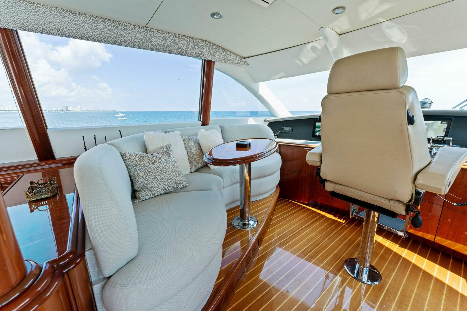 Slide: The Image of Lazzara Yachts 80 2004 - 4083824