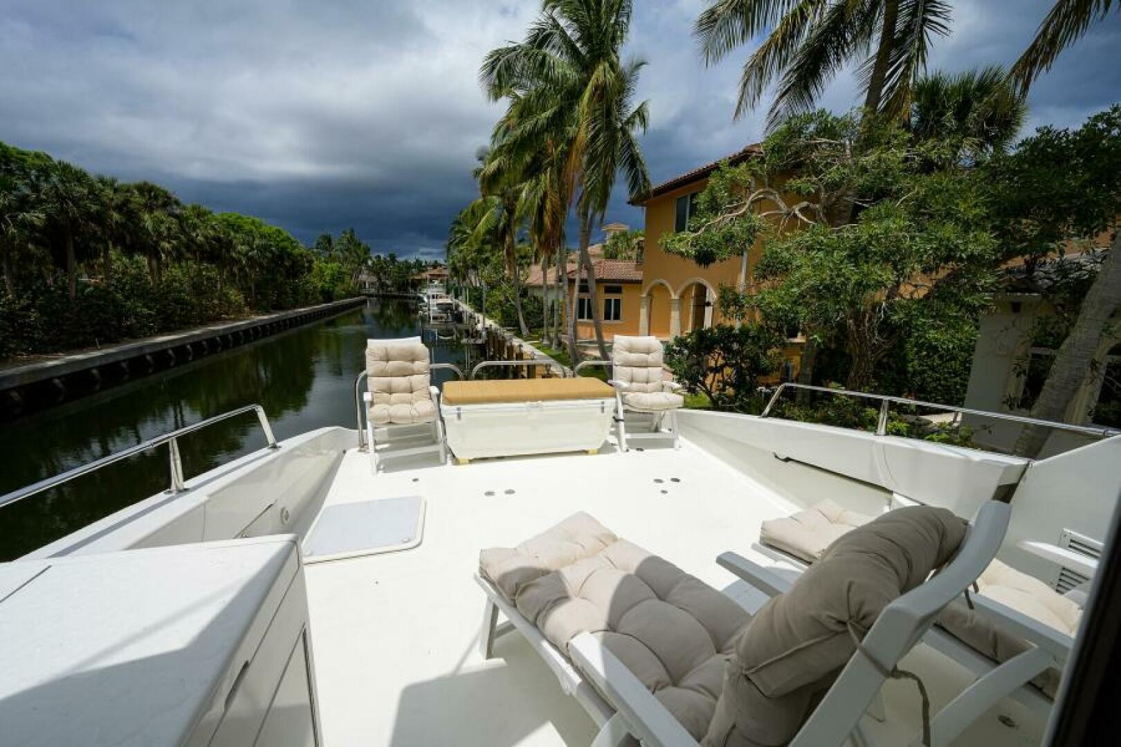 Slide: The Image of Skylounge Aft Deck - 4244926