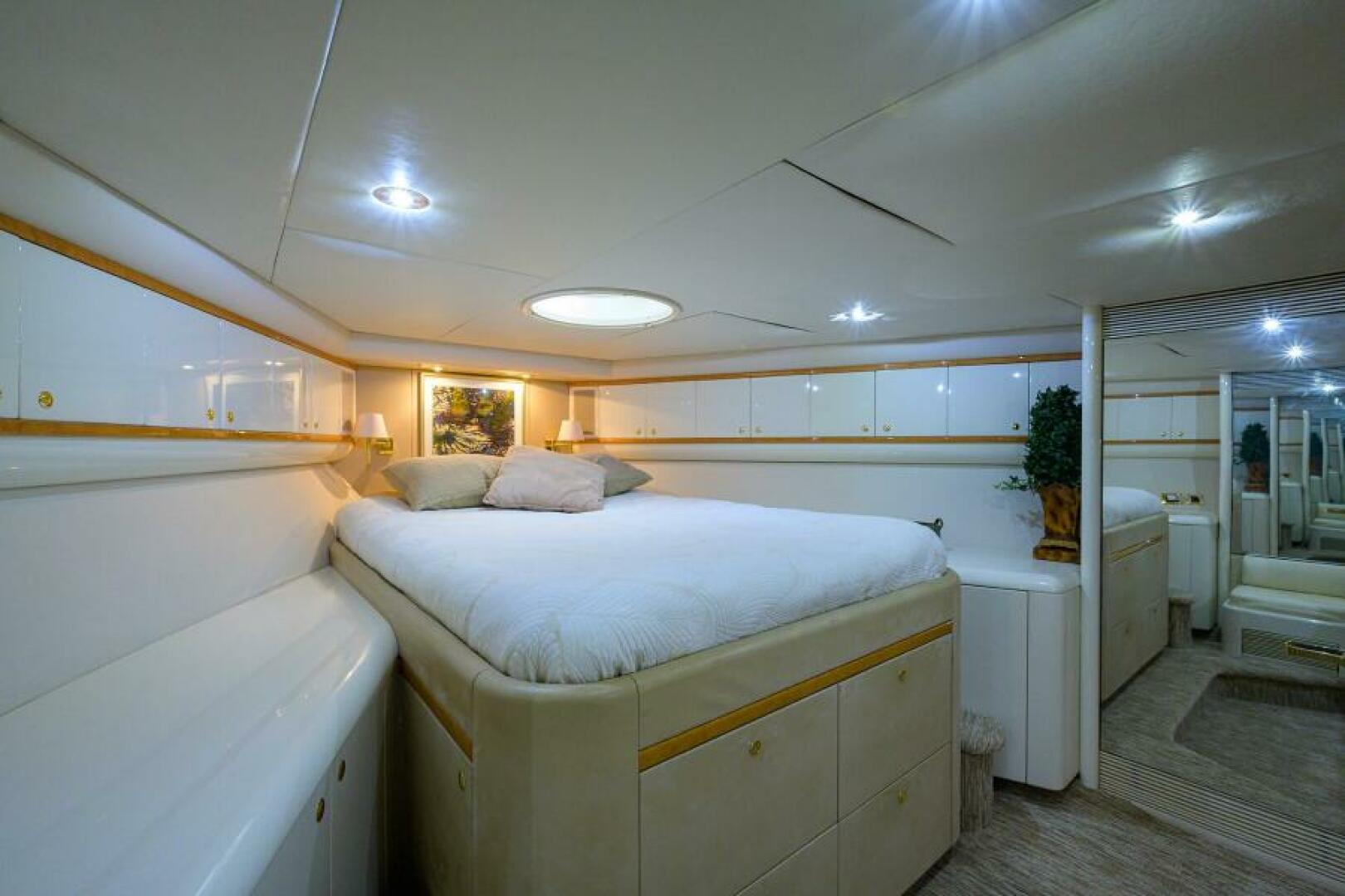 Slide: The Image of Forward Stateroom - 4244905