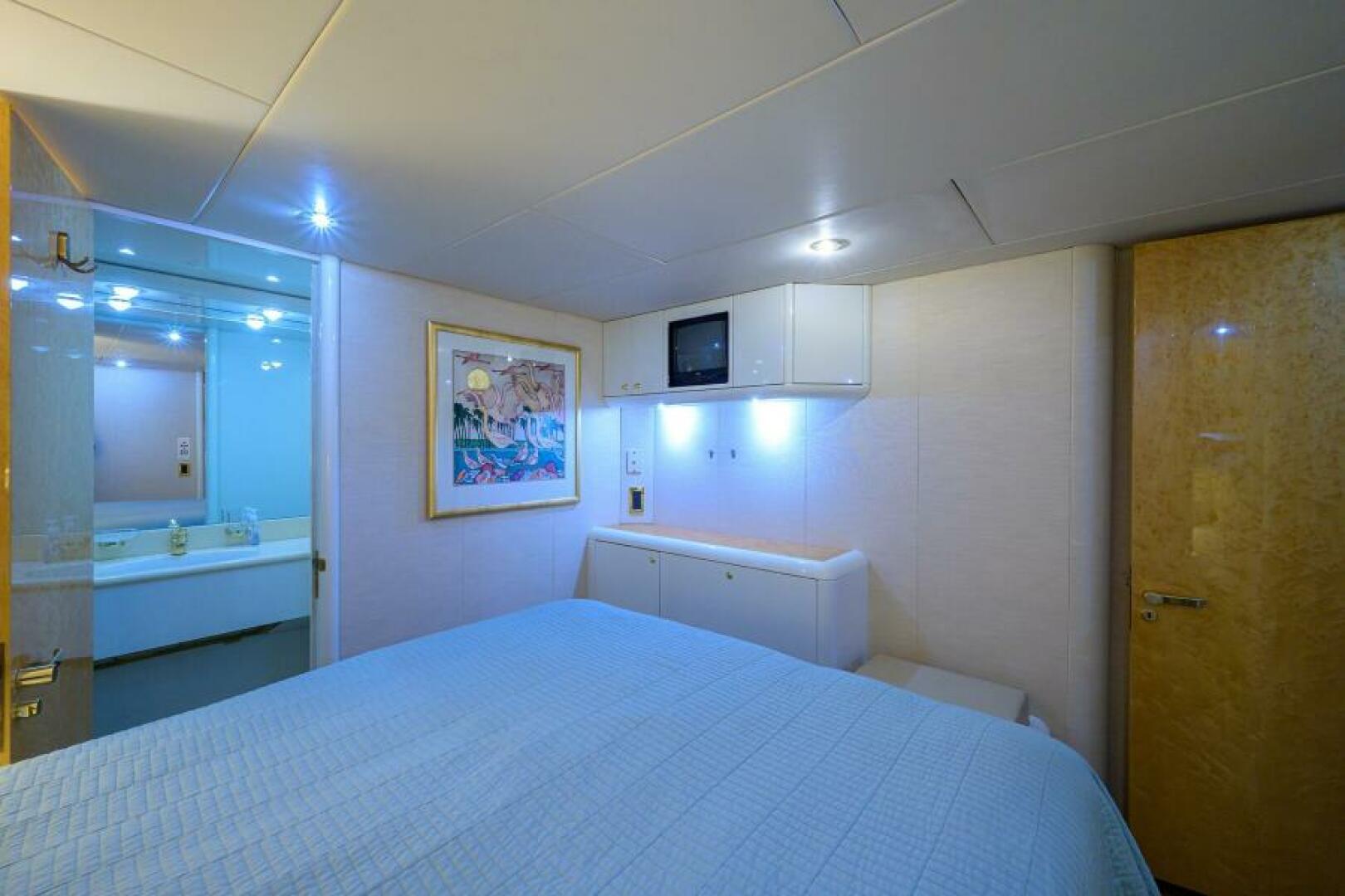 Slide: The Image of Port Guest Stateroom - 4244911