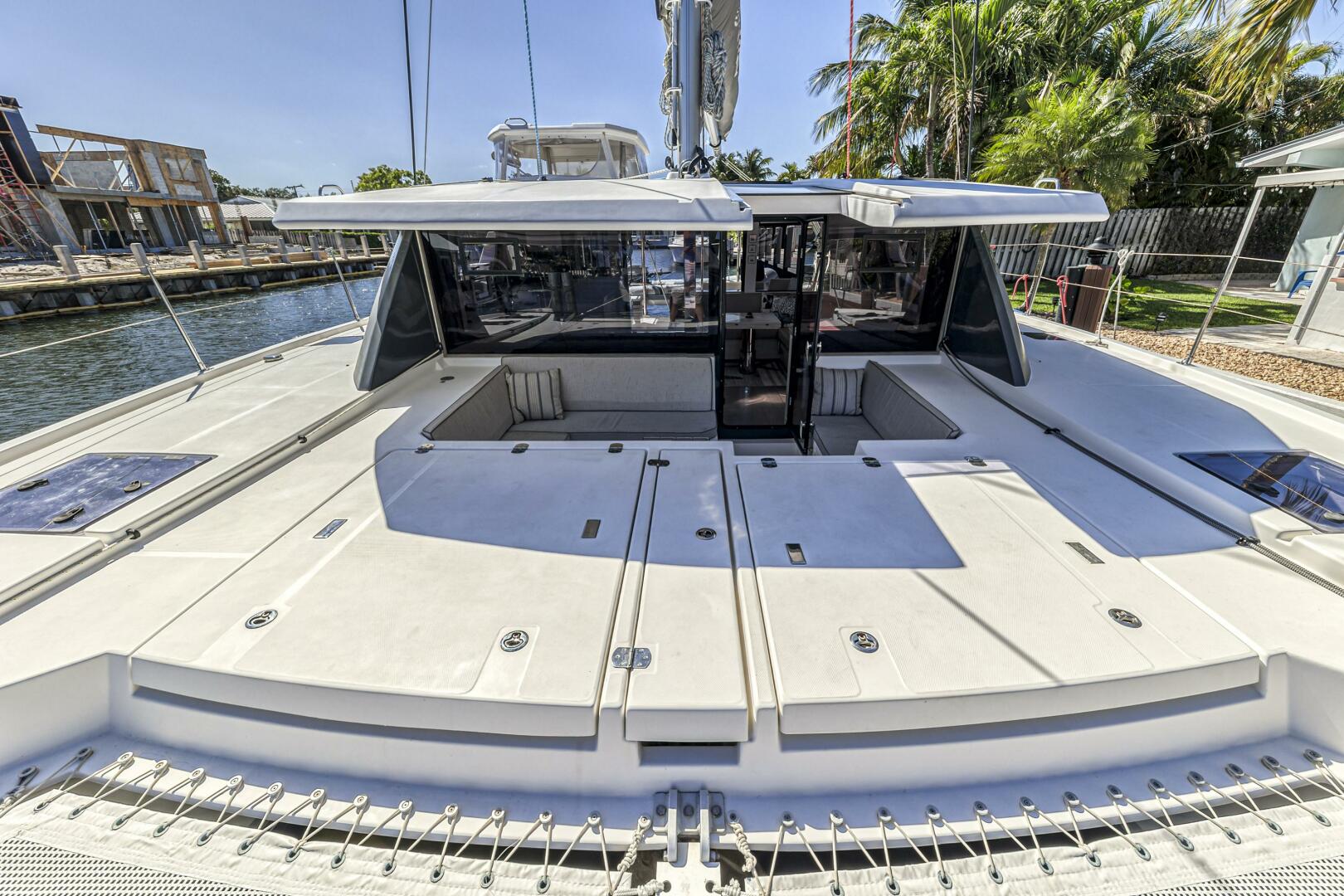 Slide: The Image of Leopard 45 2019 - 5257611