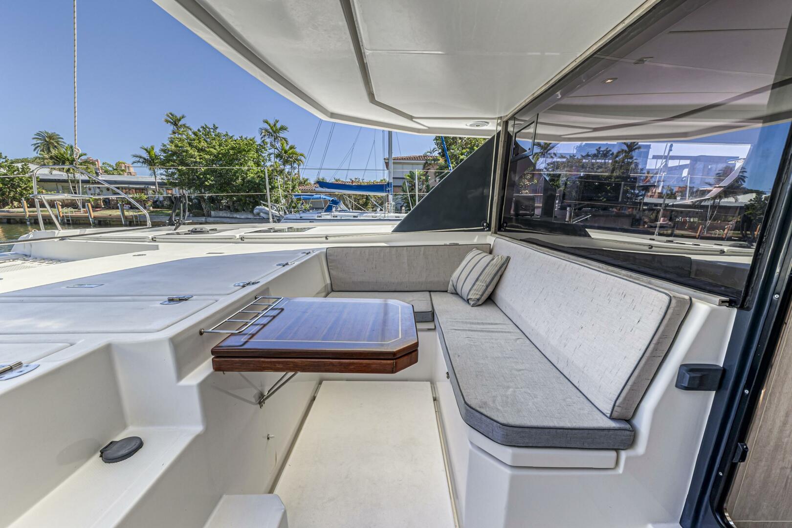 Slide: The Image of Leopard 45 2019 - 5257621