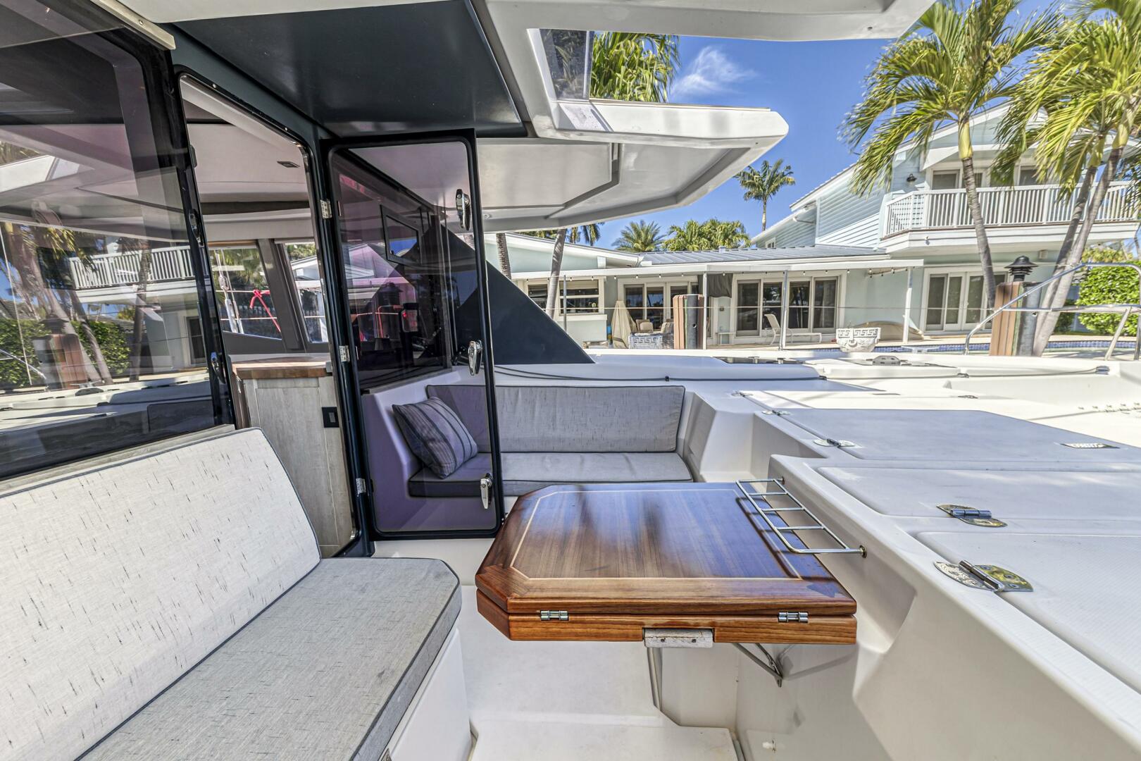 Slide: The Image of Leopard 45 2019 - 5257622