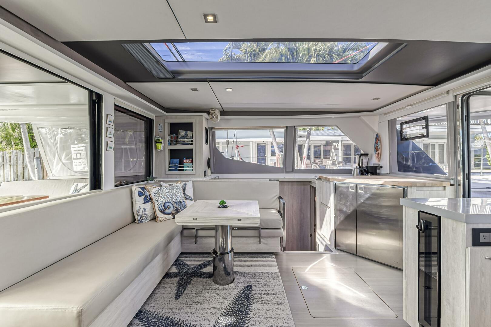 Slide: The Image of Leopard 45 2019 - 5257635