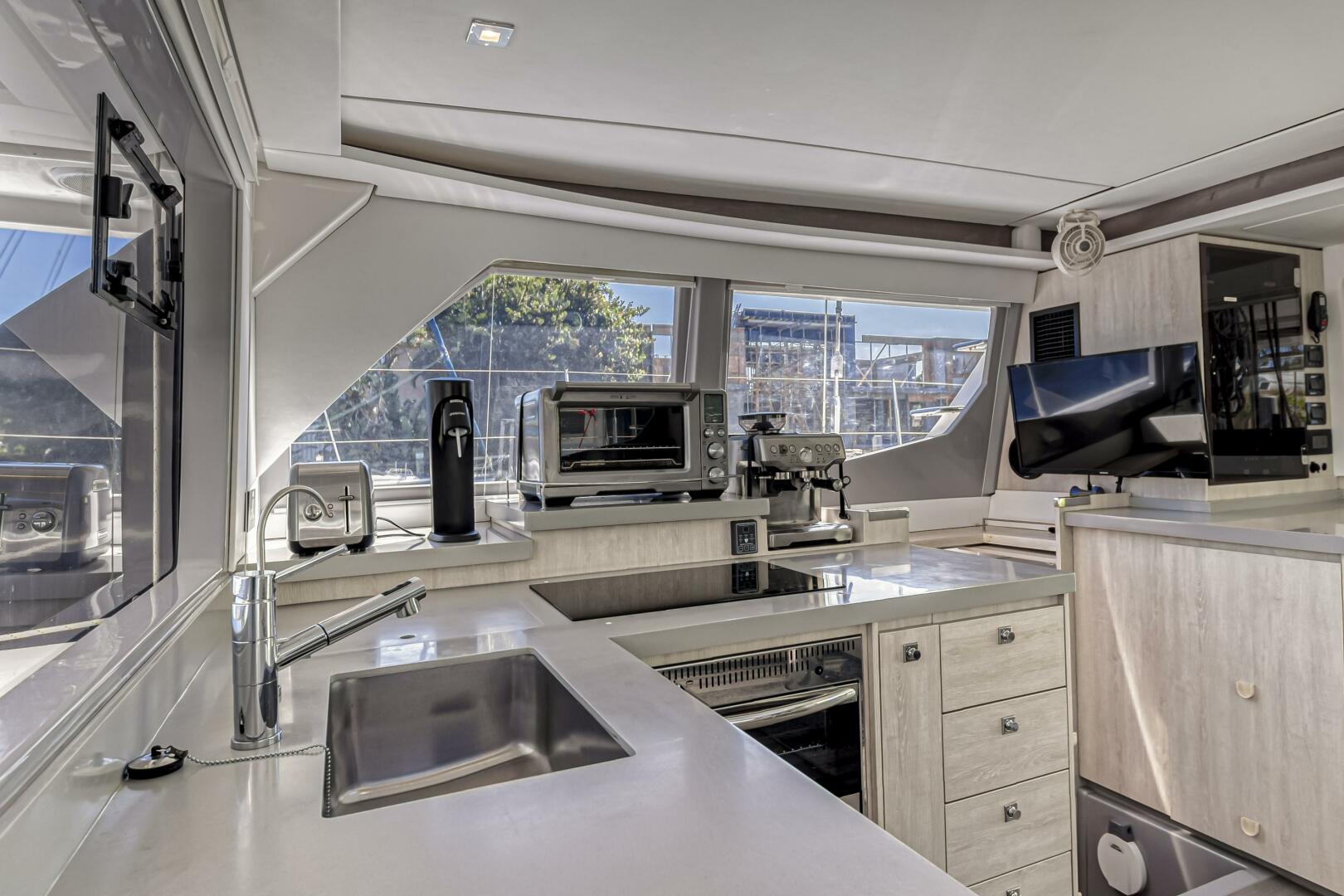 Slide: The Image of Leopard 45 2019 - 5257651