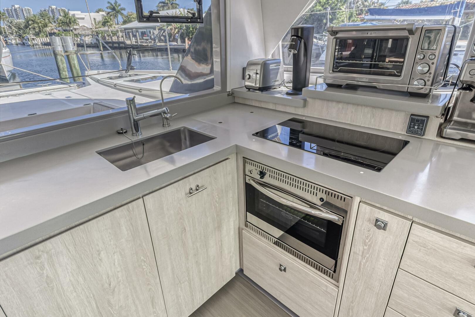 Slide: The Image of Leopard 45 2019 - 5257653