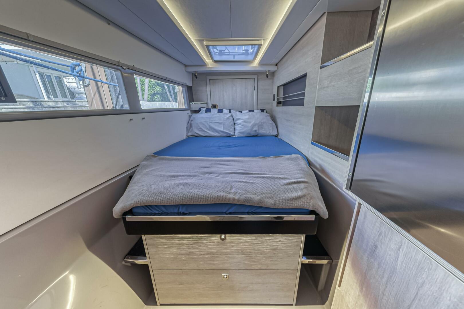 Slide: The Image of Leopard 45 2019 - 5257678