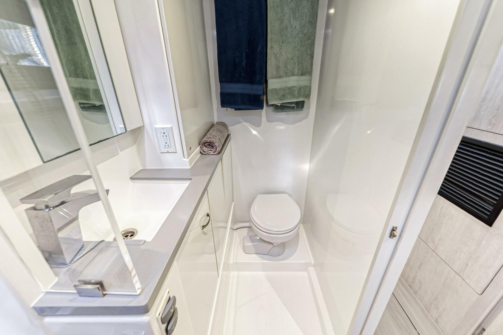 Slide: The Image of Leopard 45 2019 - 5257689