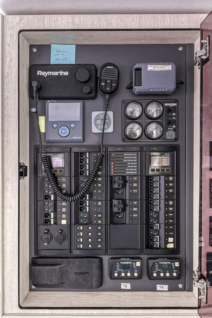 Slide: The Image of Leopard 45 2019 - 5257648