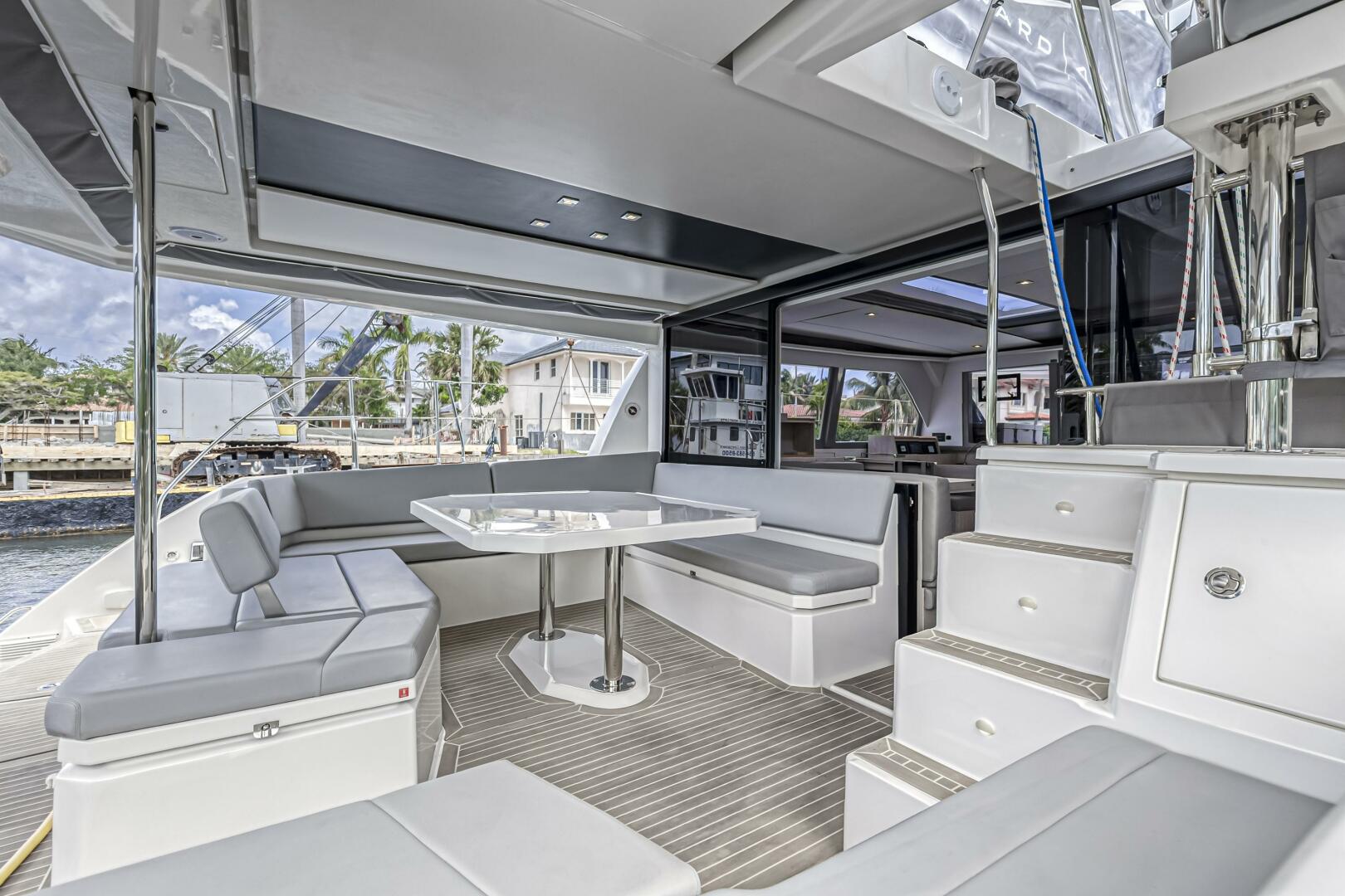 Slide: The Image of Leopard 45 2020 - 5321913