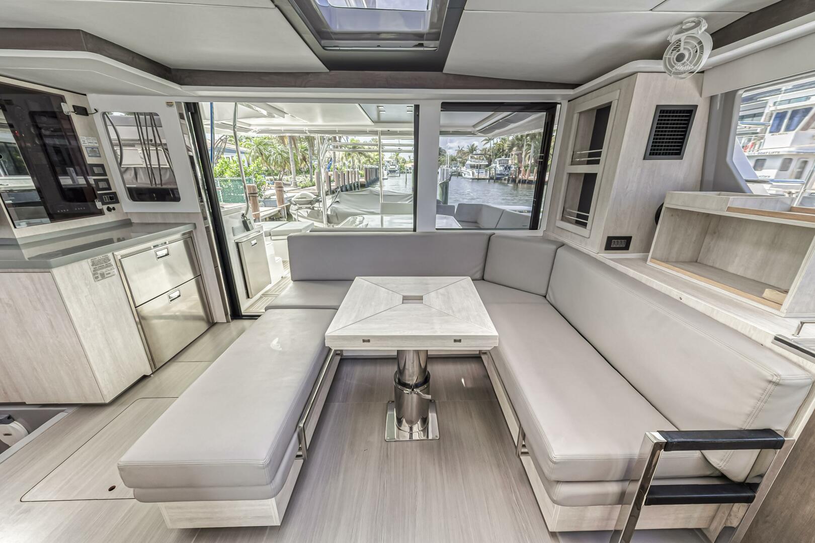 Slide: The Image of Leopard 45 2020 - 5321951