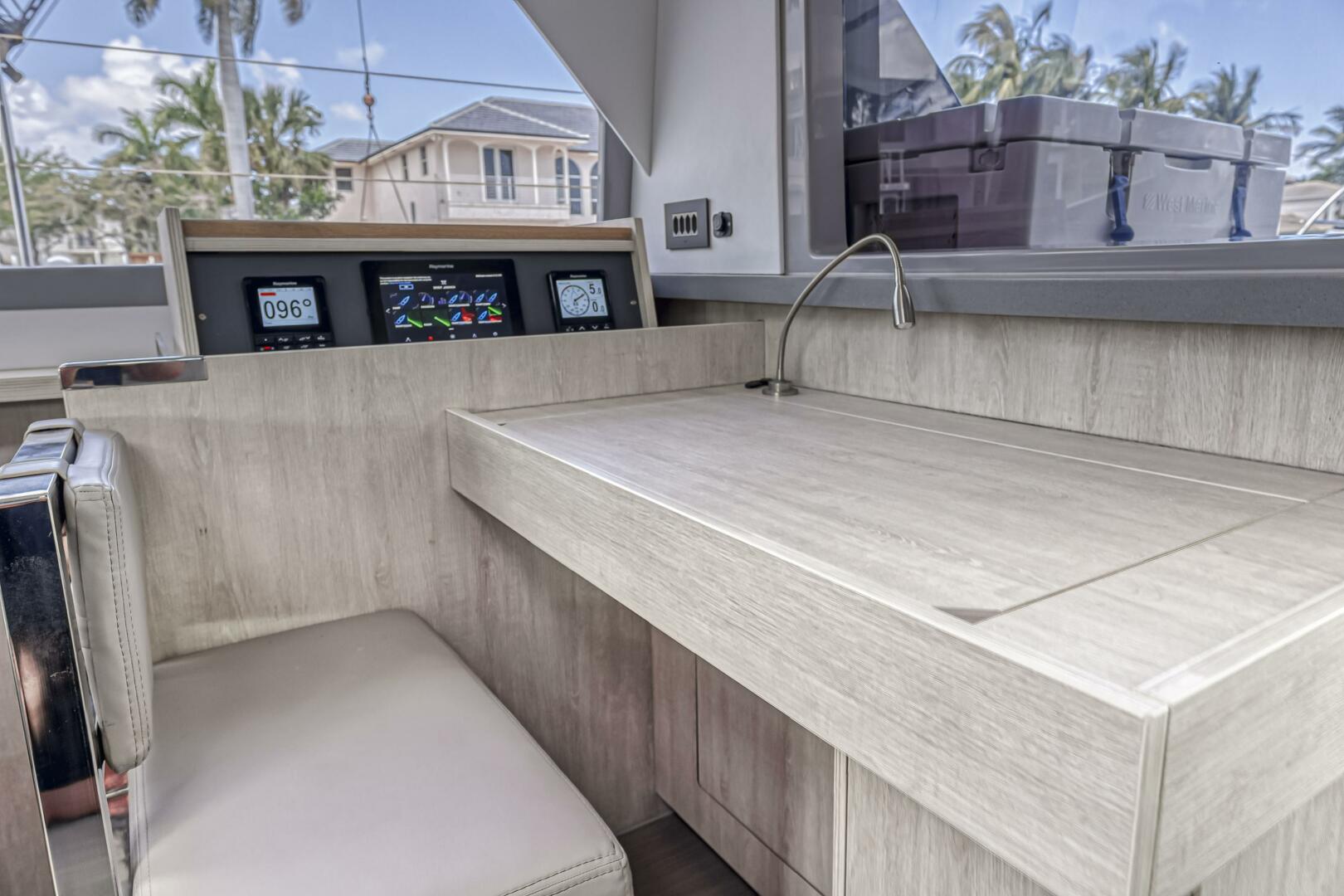 Slide: The Image of Leopard 45 2020 - 5321953