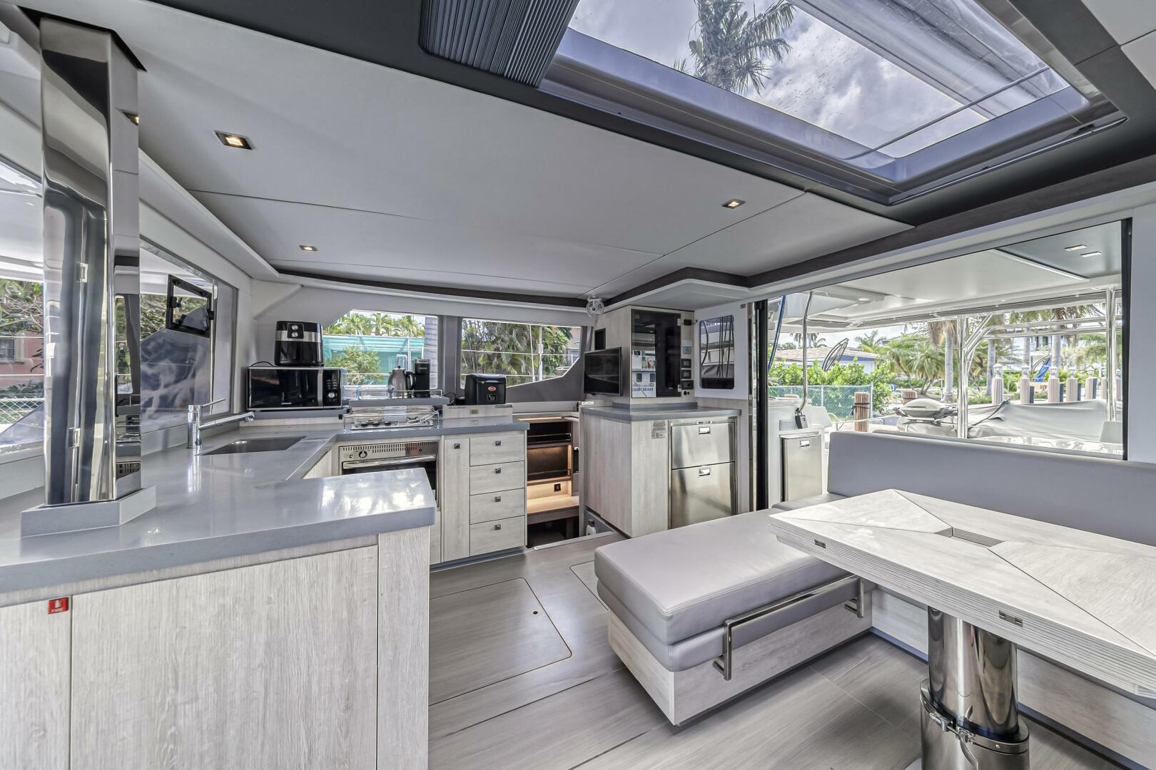 Slide: The Image of Leopard 45 2020 - 5321955