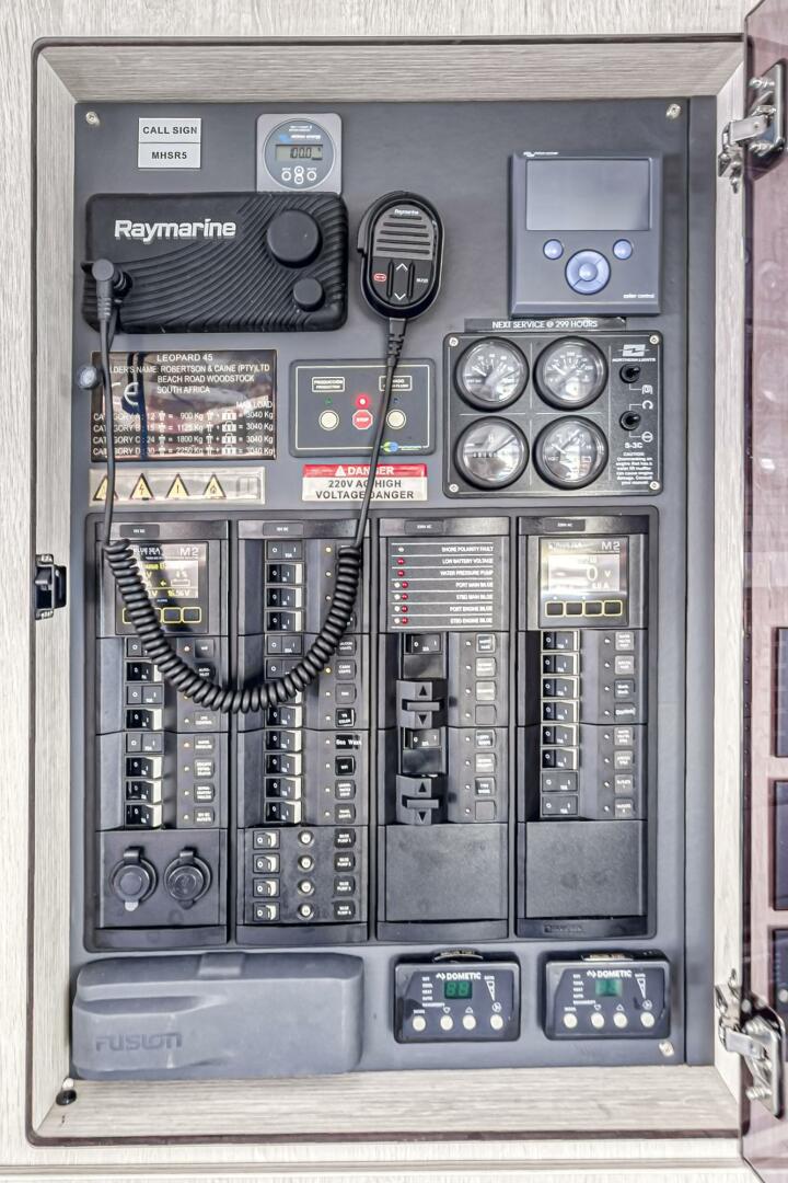 Slide: The Image of Leopard 45 2020 - 5321963