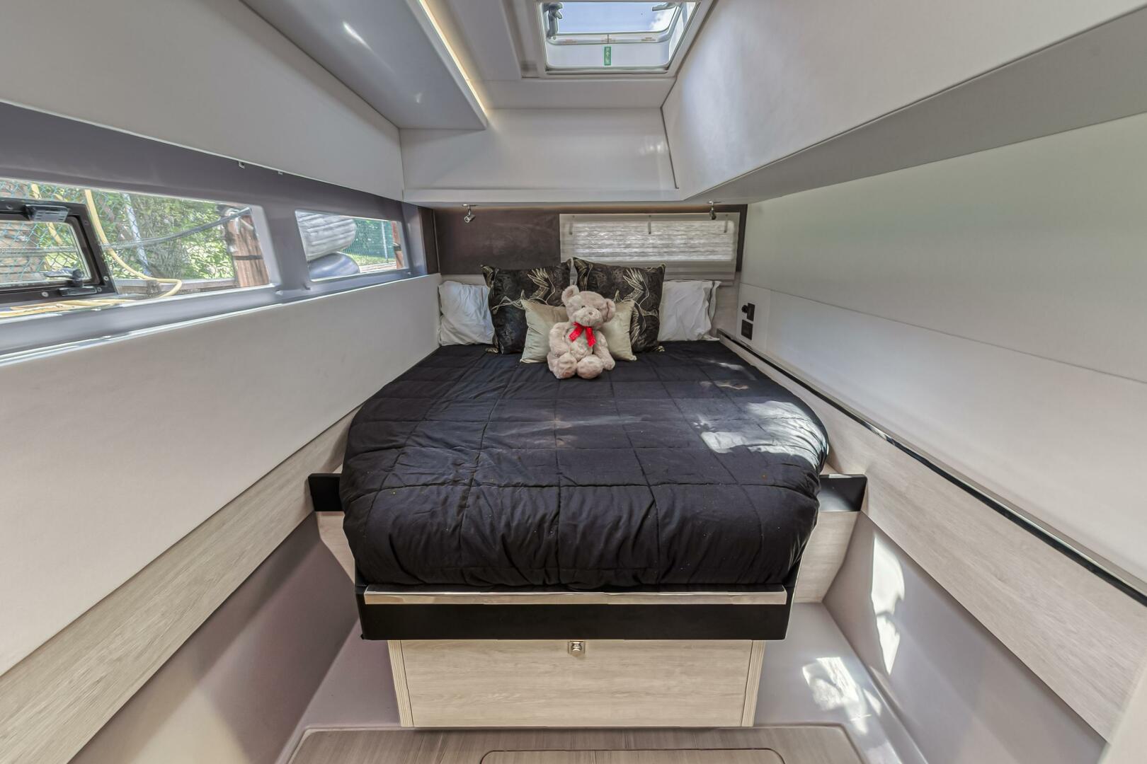 Slide: The Image of Leopard 45 2020 - 5321968