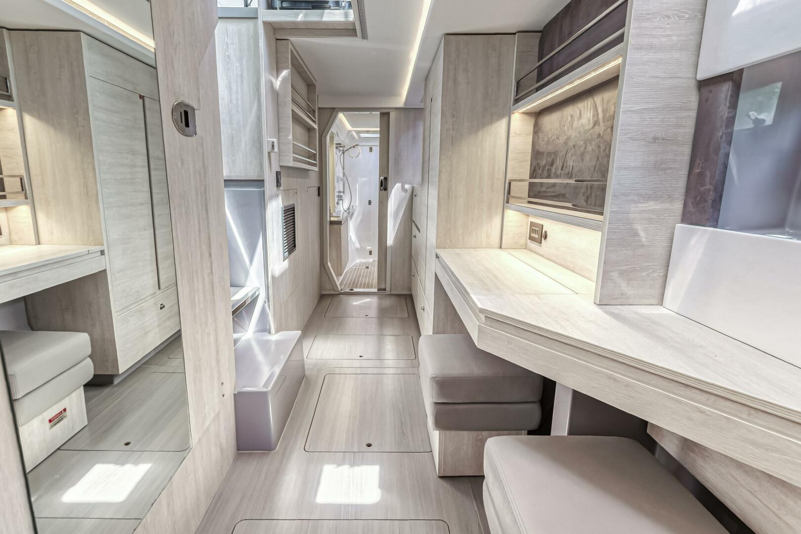 Slide: The Image of Leopard 45 2020 - 5321971