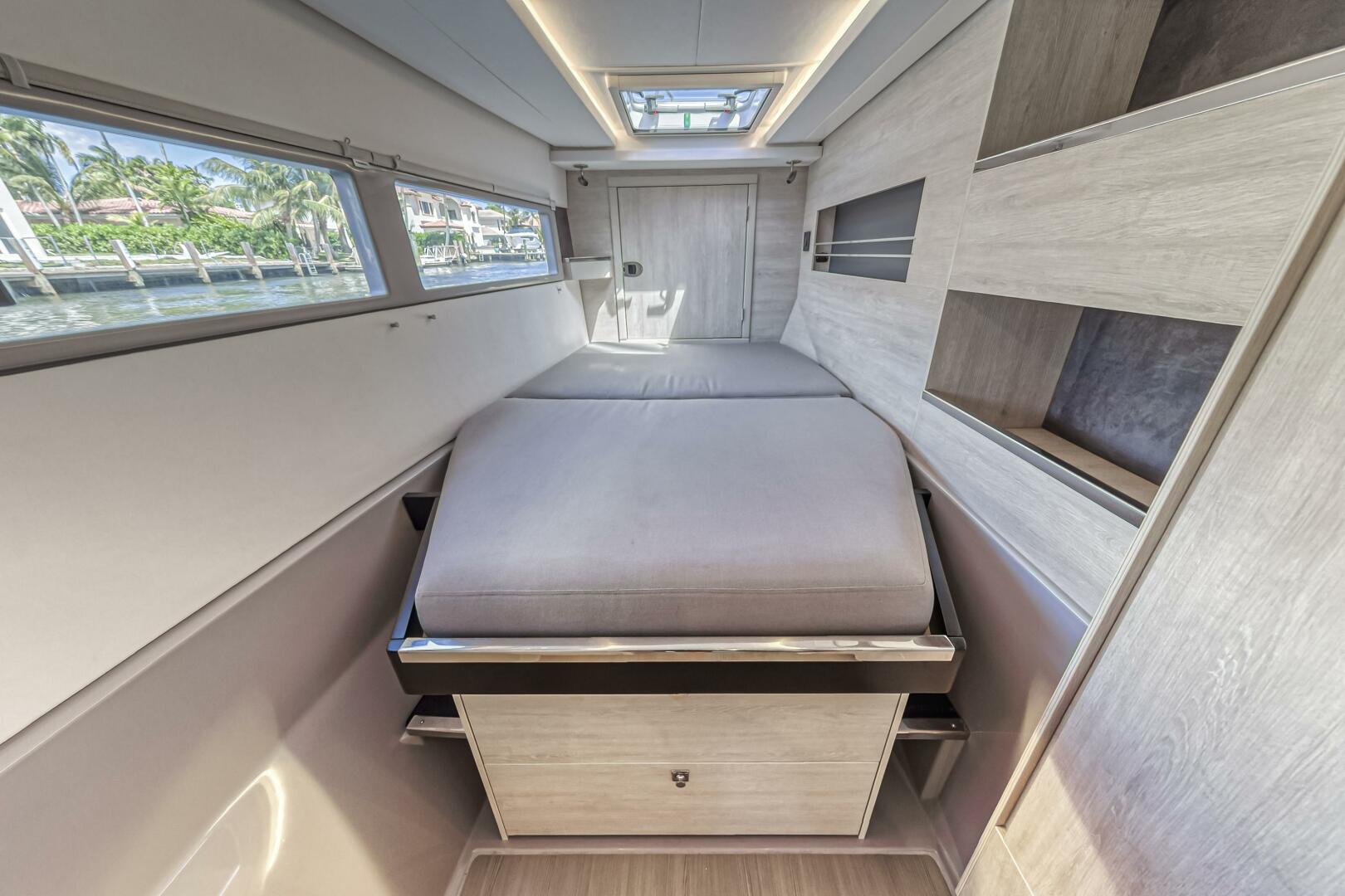 Slide: The Image of Leopard 45 2020 - 5321980