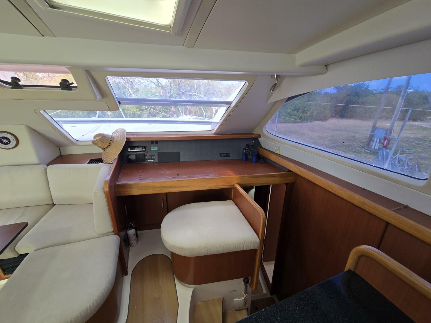 Slide: The Image of Leopard 46 2011 - 5272404