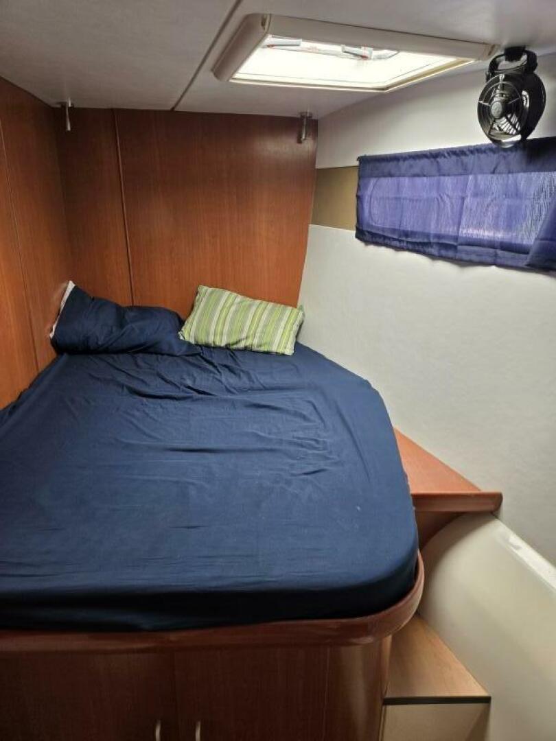 Slide: The Image of Leopard 46 2011 - 5272407