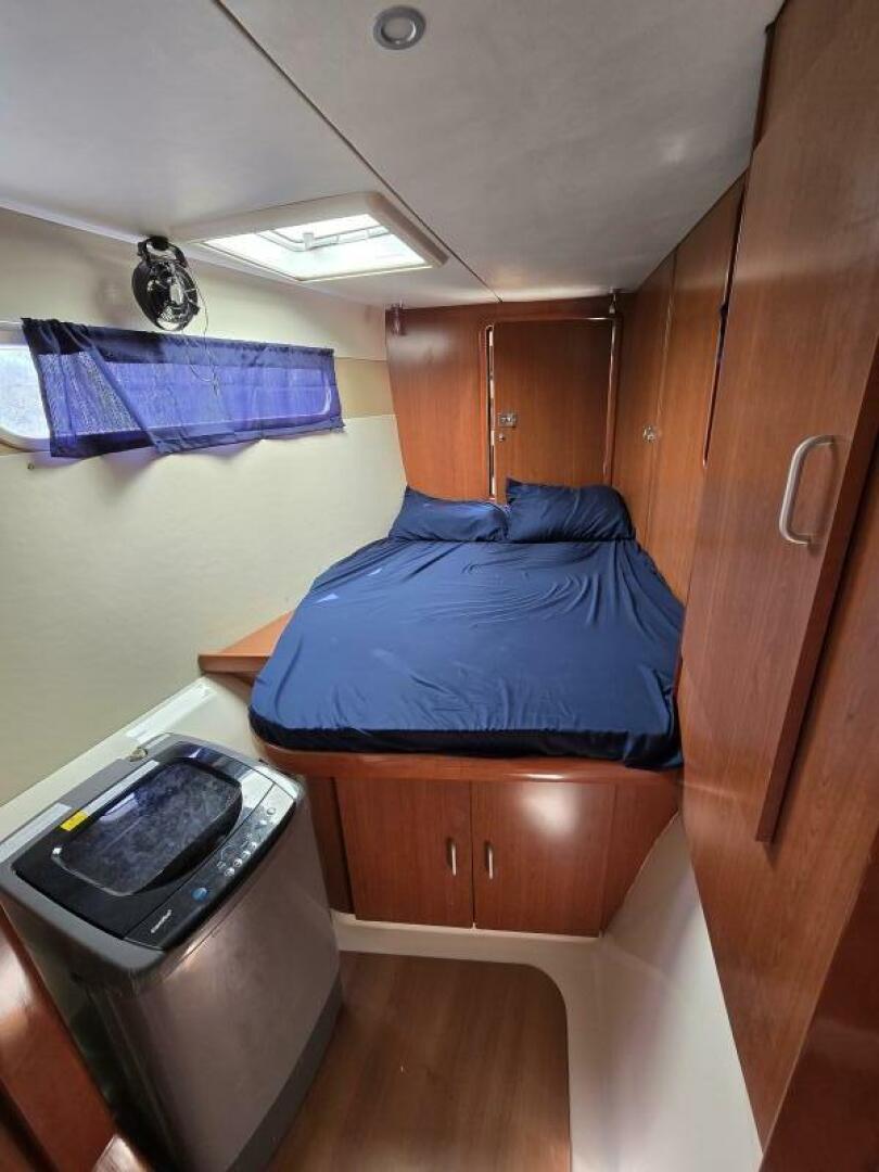 Slide: The Image of Leopard 46 2011 - 5272413