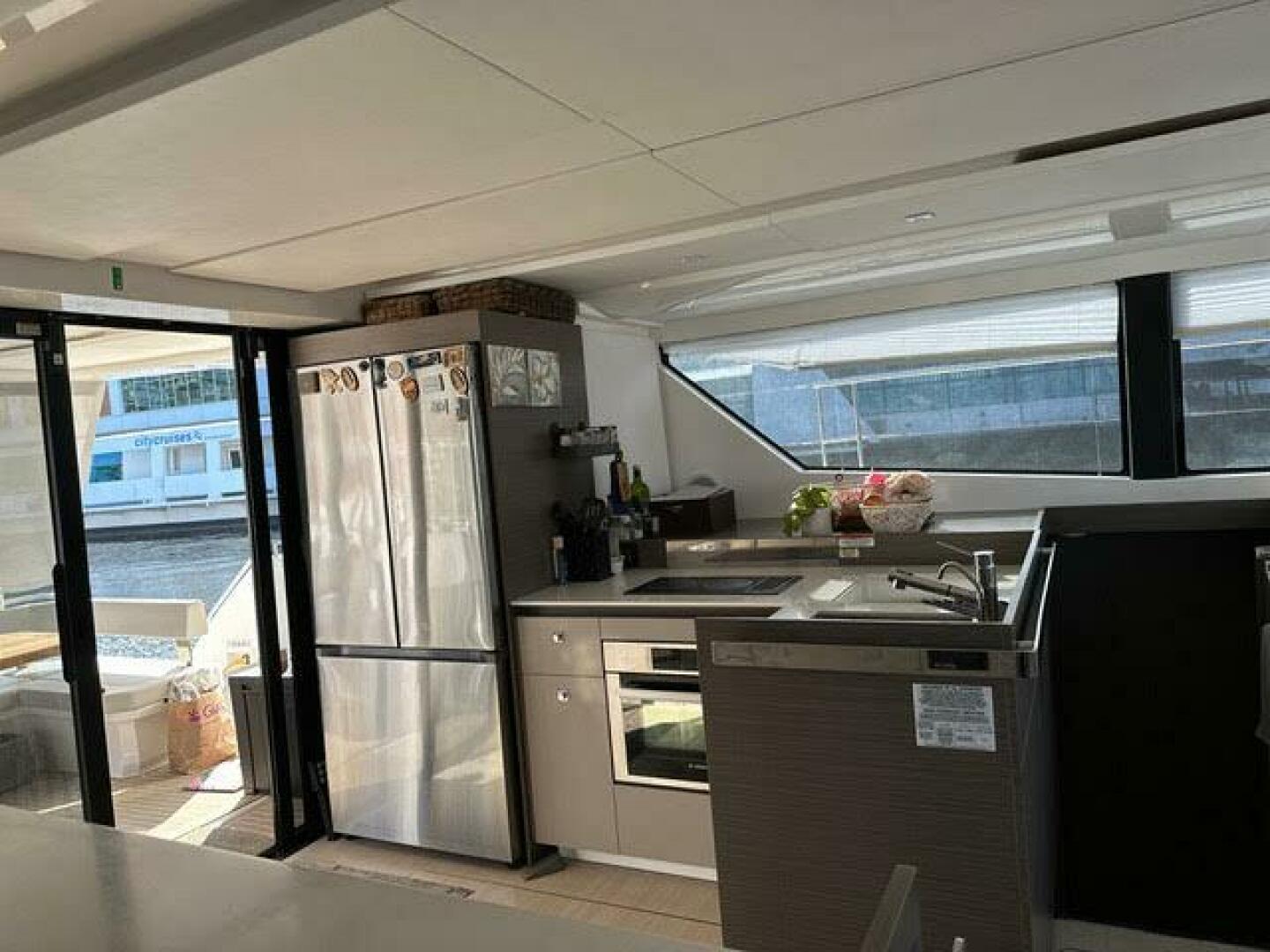 Slide: The Image of Leopard 46 PC 2023 - 5641355