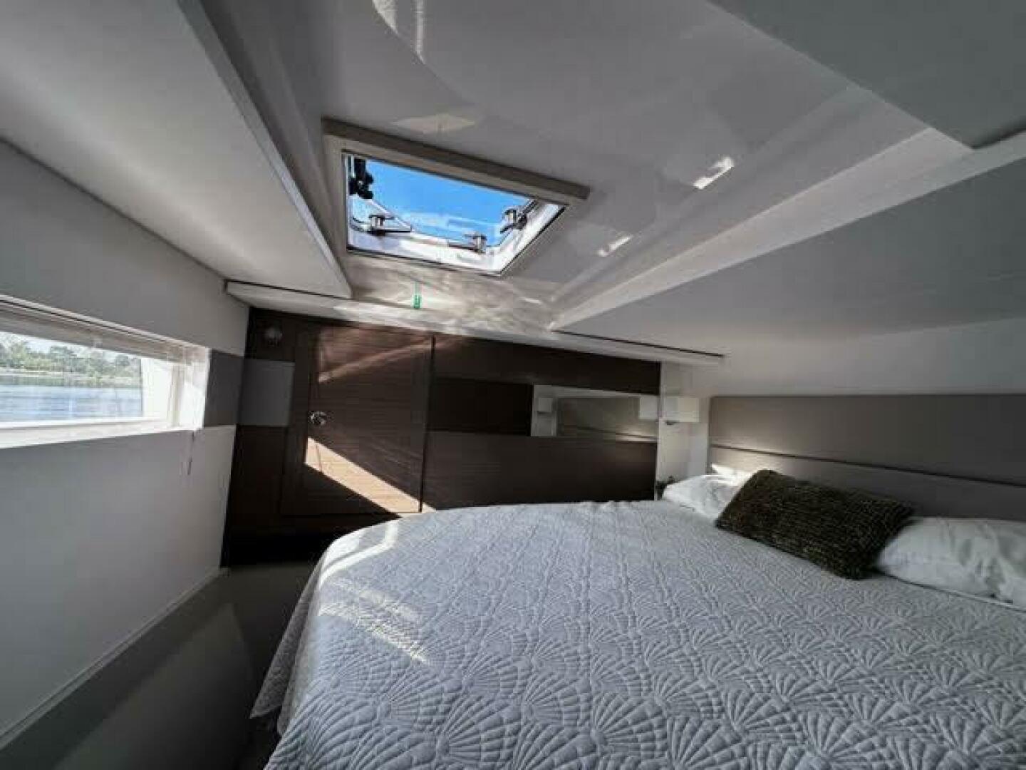 Slide: The Image of Leopard 46 PC 2023 - 5641357