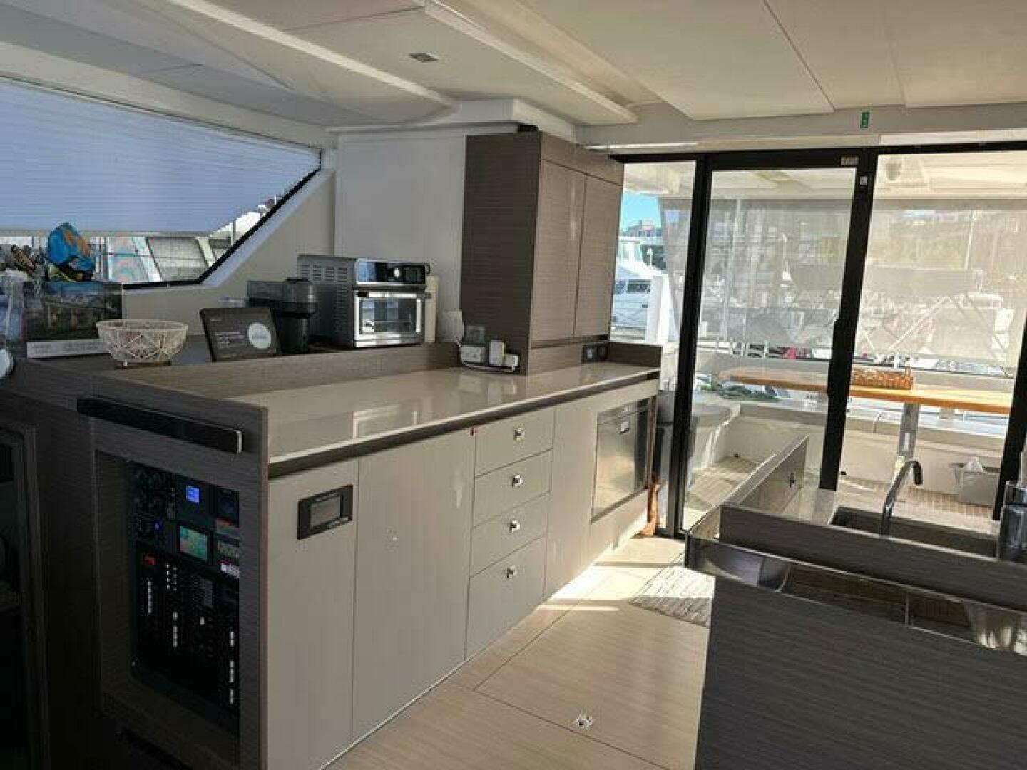 Slide: The Image of Leopard 46 PC 2023 - 5641358