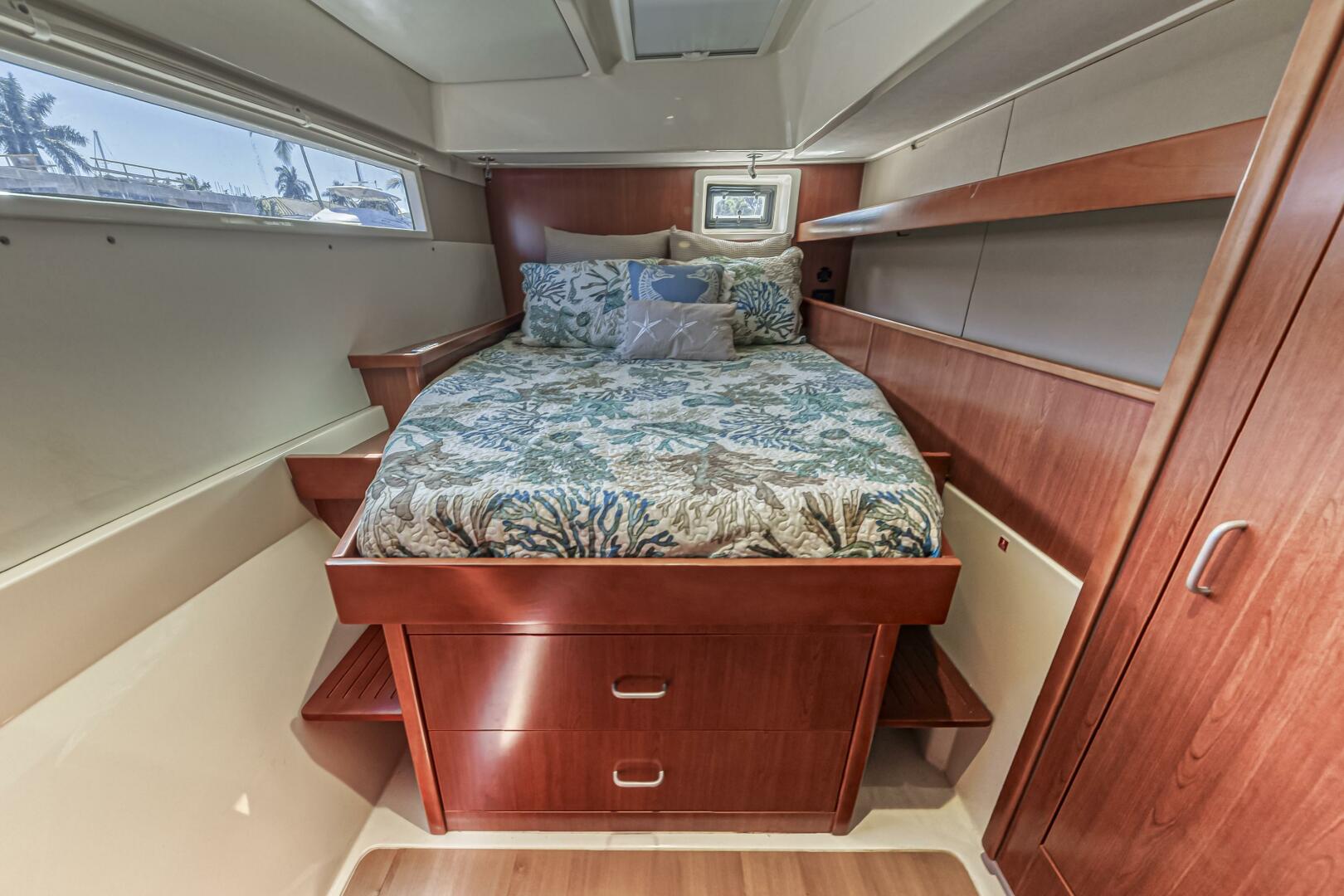 Slide: The Image of Leopard 48 2014 - 5161373